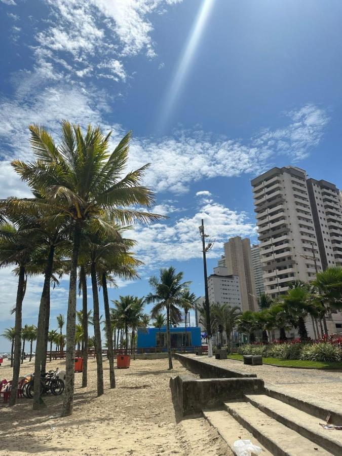 Apto A 50M Da Praia, Com Ar Condicionado, Wifi , Portaria 24H Praia Grande  Luaran gambar