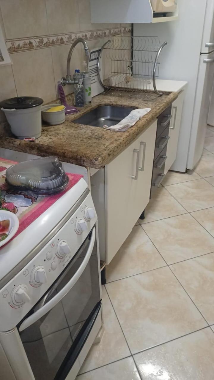 Apto A 50M Da Praia, Com Ar Condicionado, Wifi , Portaria 24H Praia Grande  Luaran gambar